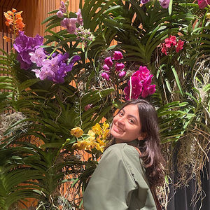 Meet your Posher, Lupita